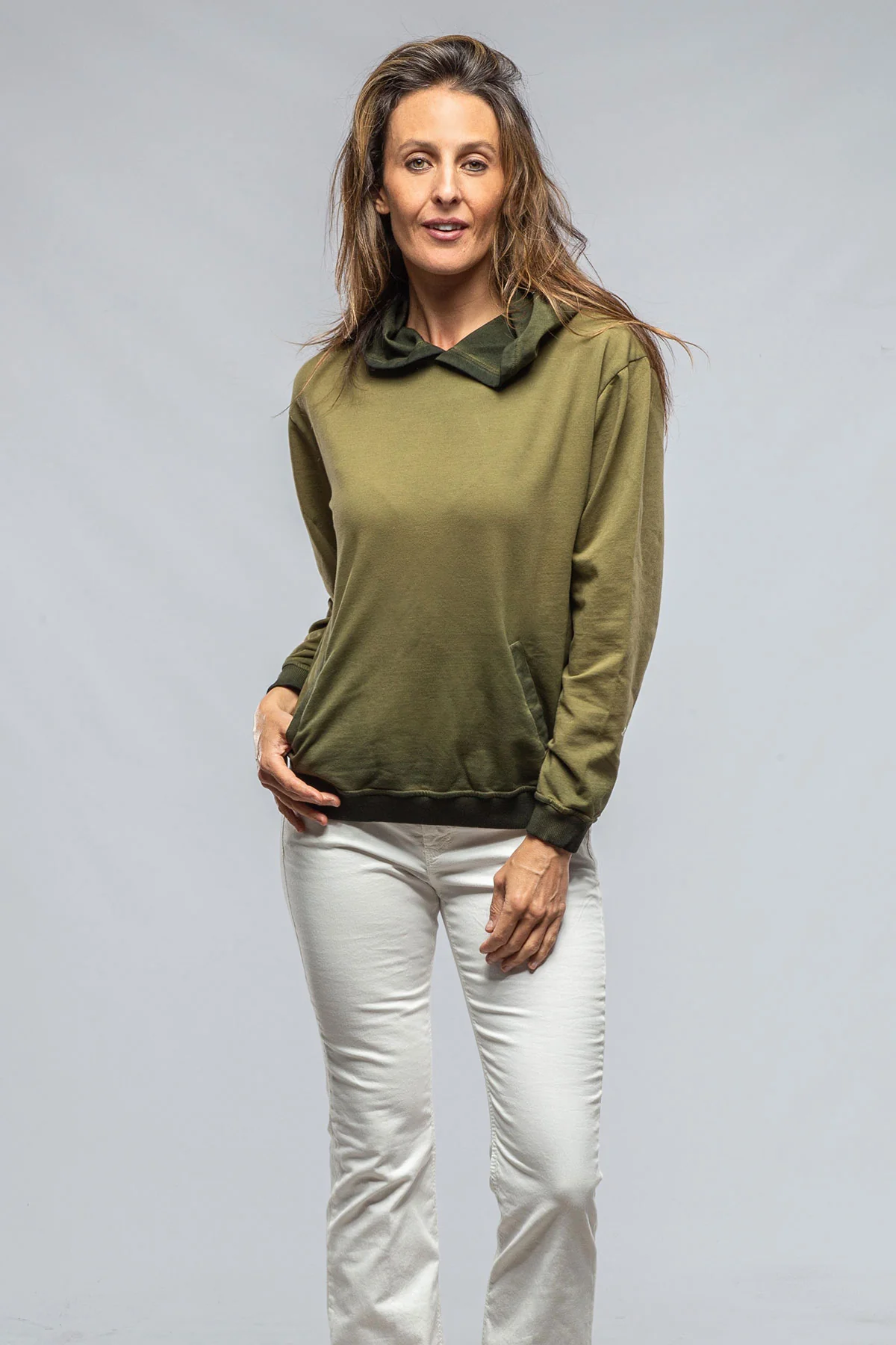Caspian Cropped Hoodie In Washed Green