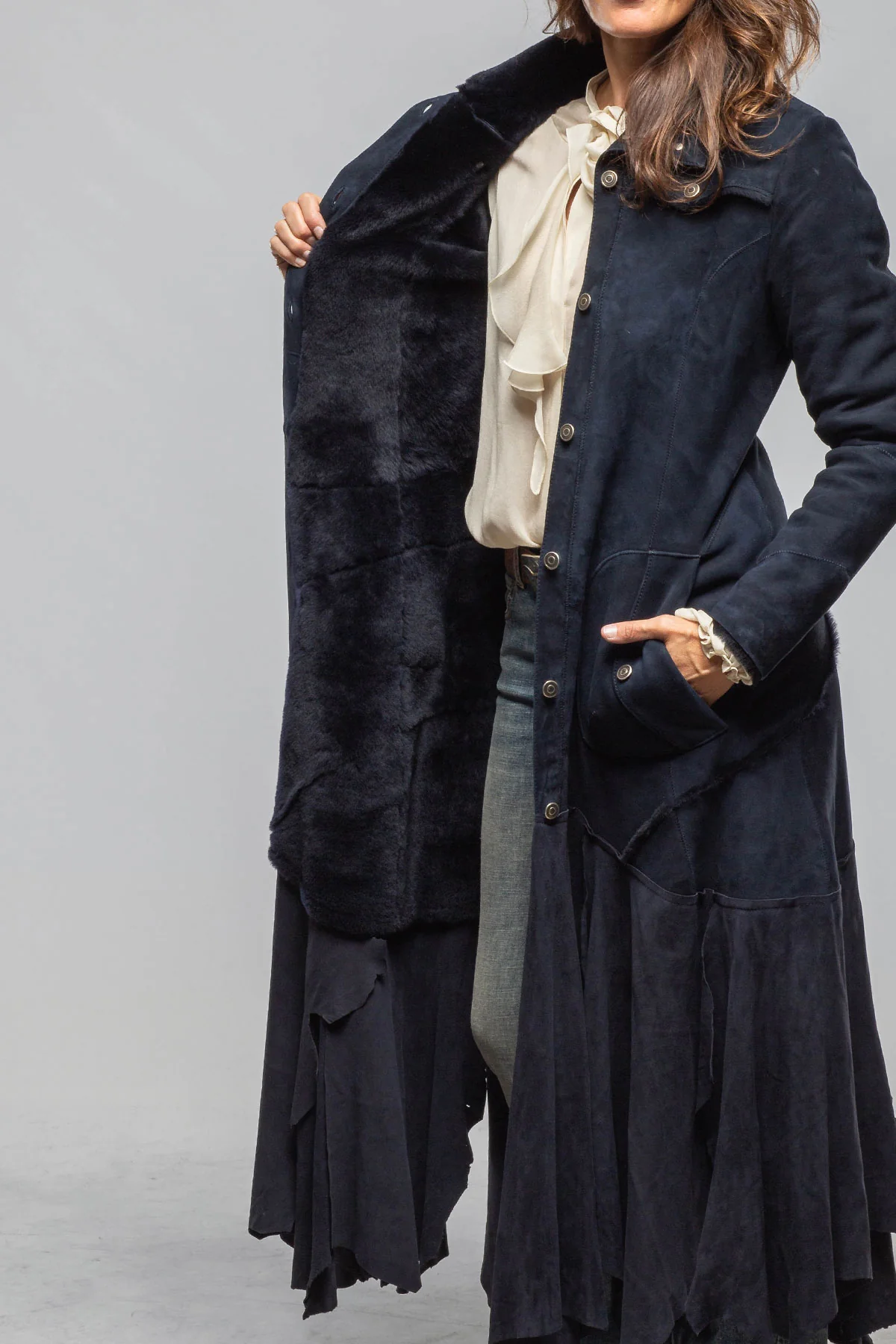 Cori Long Shearling In Navy Blue - Image 6