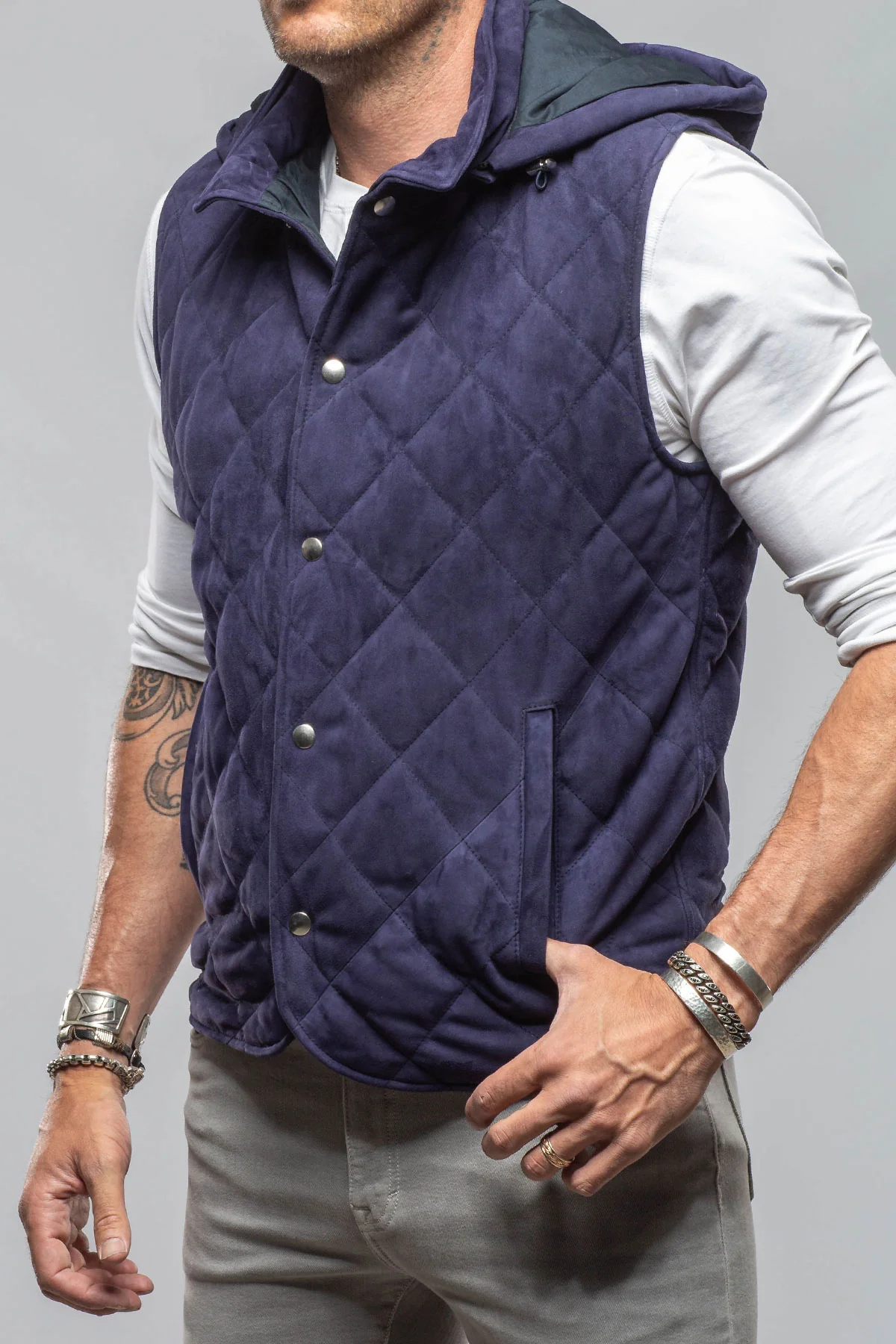 Diamond Hooded Vest In Navy - Image 4