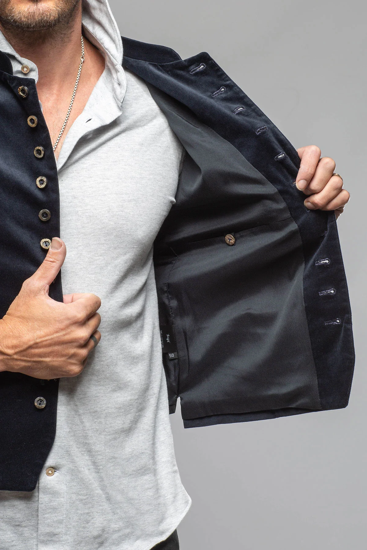 Lalo Vest In Marine - Image 5
