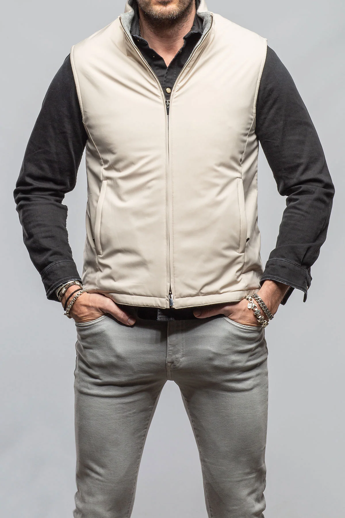 Luis Technical Vest - Image 7