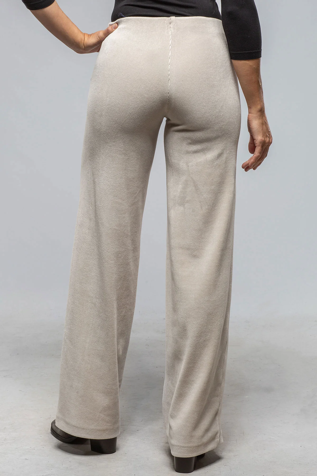 MAC Anna Wide Cosy Corduroy Jersey Pant In White Sand - Image 3