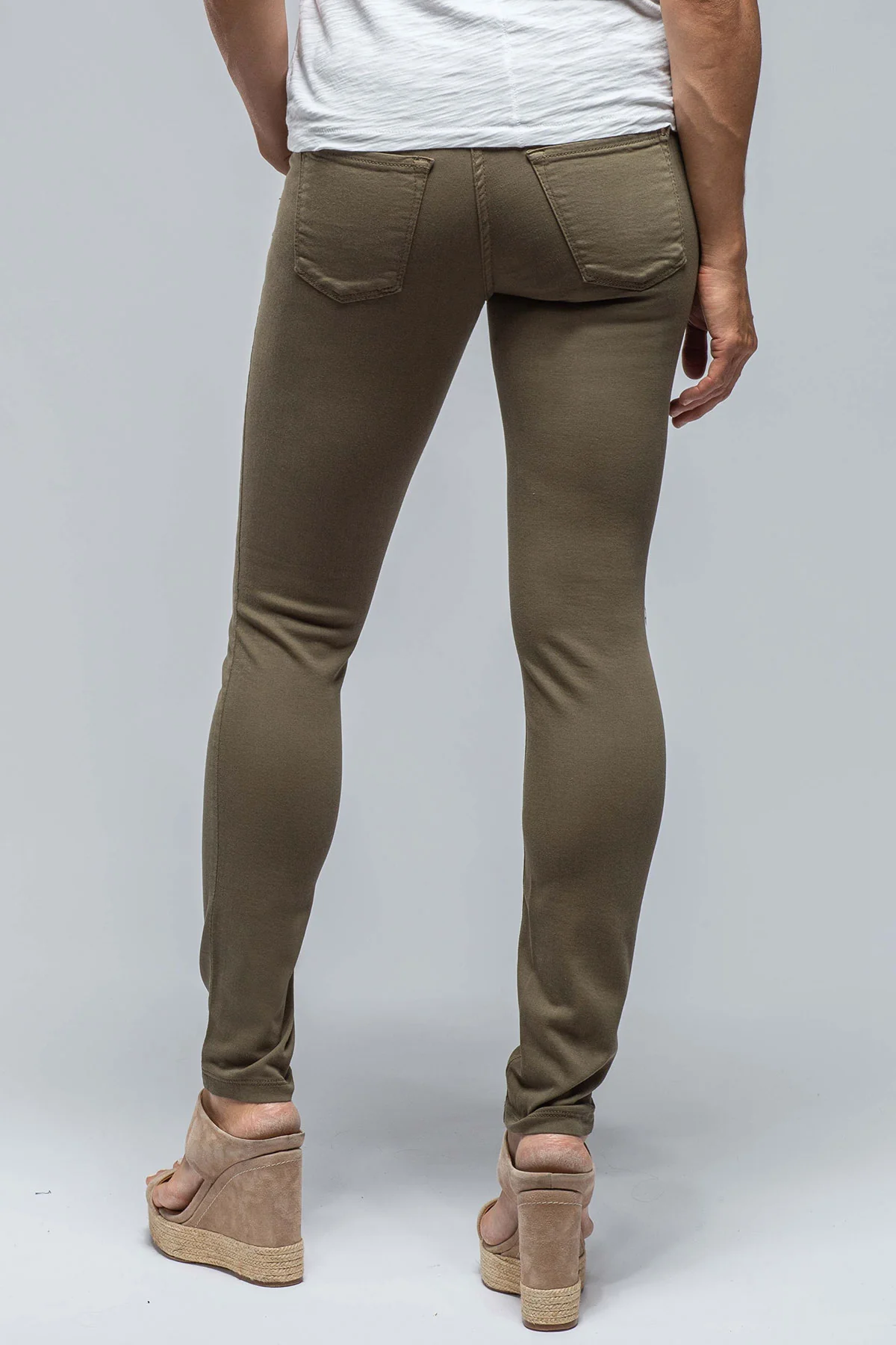 MAC Dream Skinny in Olive Night - Image 2