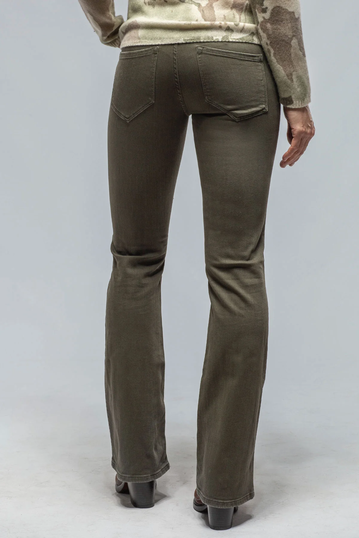 Tommy Flare Jeans In Army - Image 3
